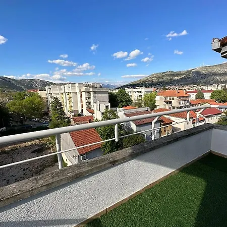 Nina Apartment *