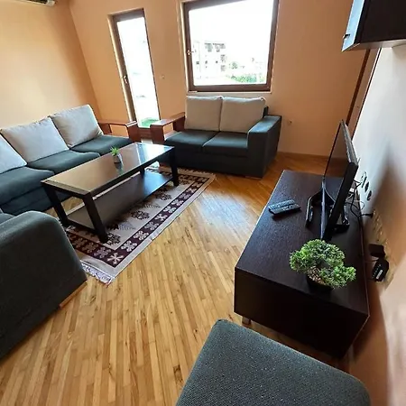 Apartment Nina